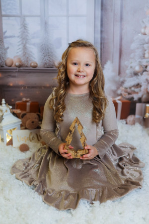 Bílo-zlatá vánoční scéna