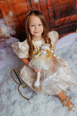 Červeno-hnědá scéna