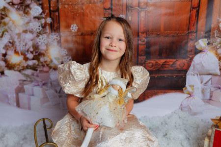 Červeno-hnědá scéna